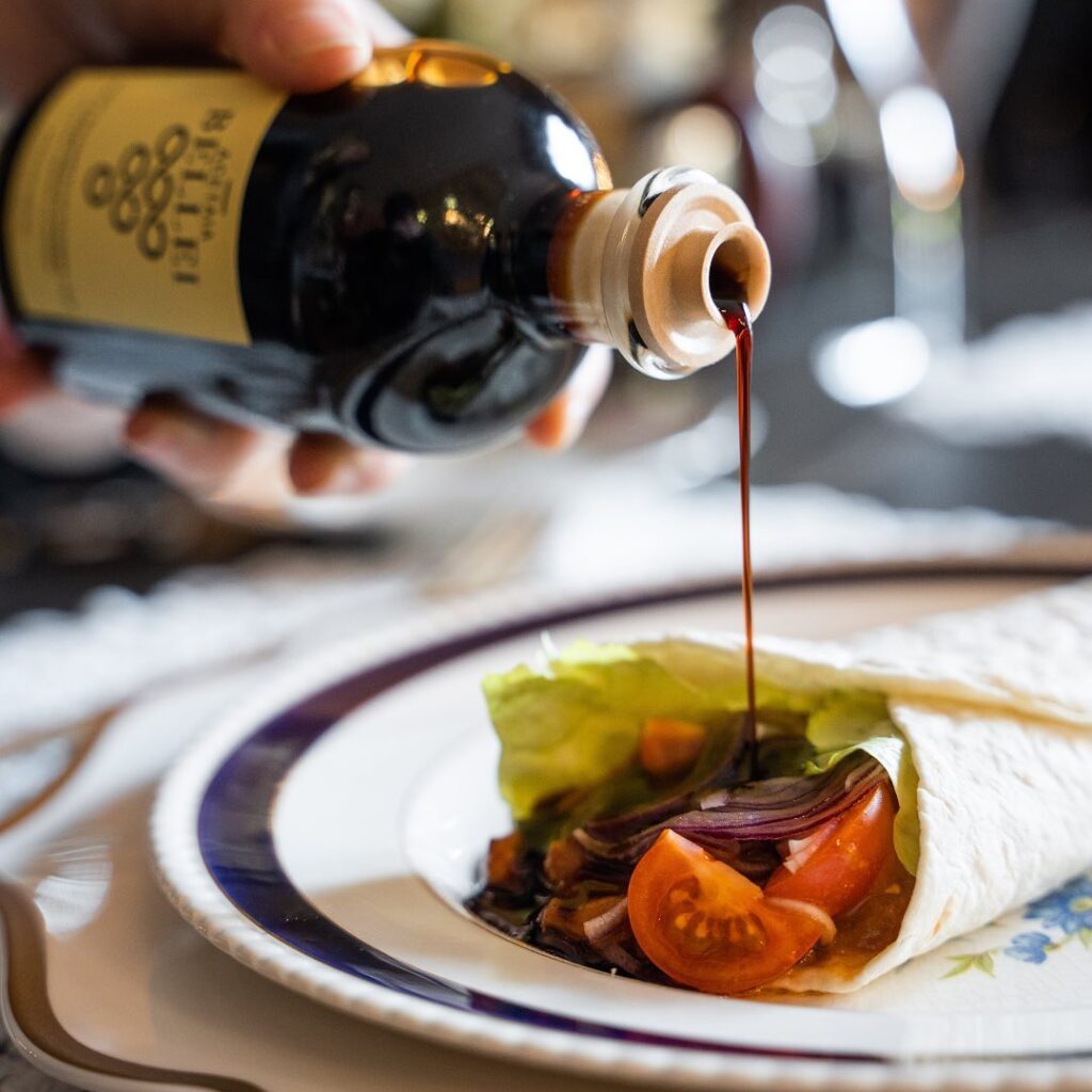 Thưởng thức giấm Balsamic