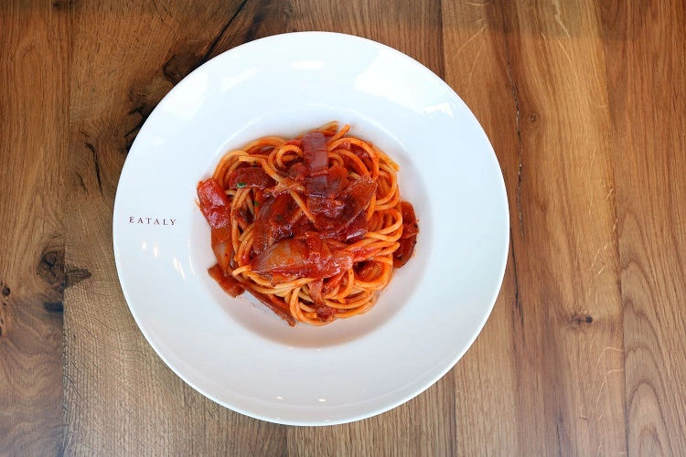 Bucatini-all'Amatrician-cac-mon-an-tu-mi-y