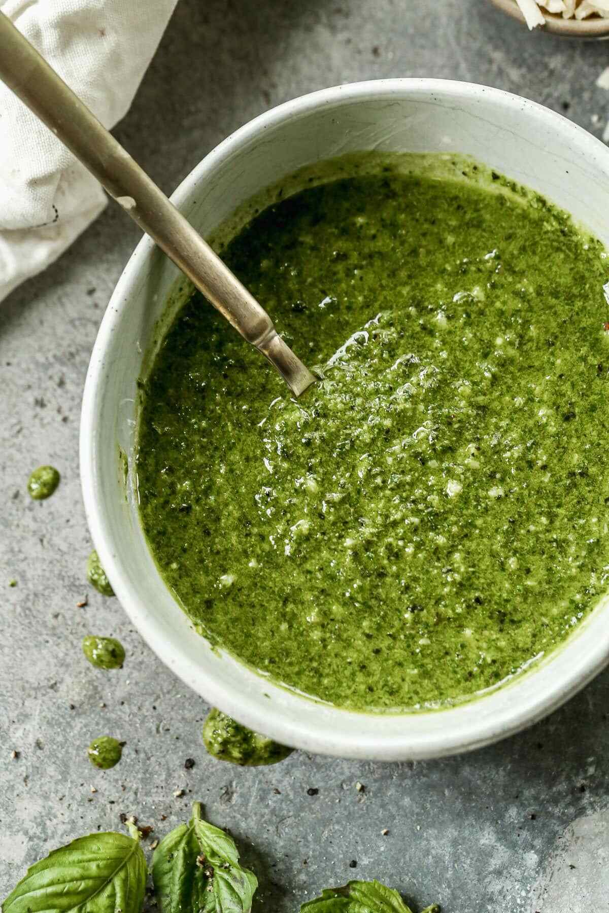 cach-lam-sot-pesto-tai-nha