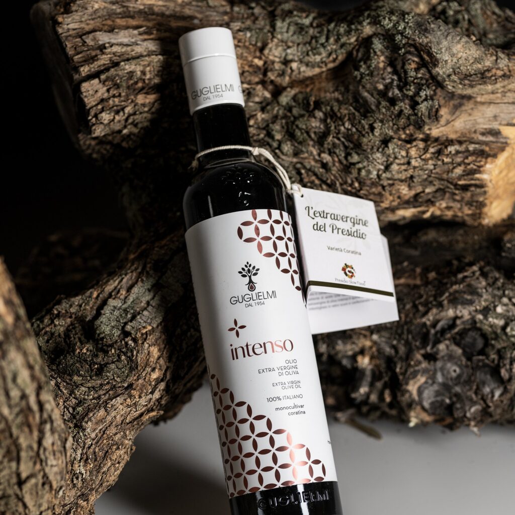 itenso dầu oliu từ giống Coratina – nổi tiếng với hàm lượng polyphenol rất cao