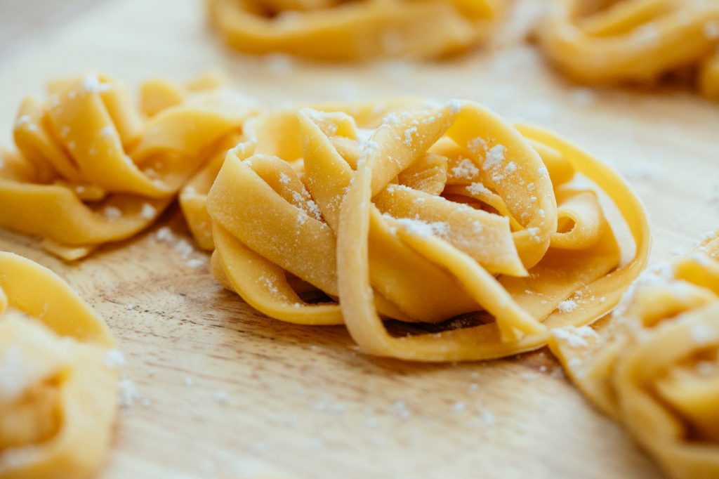  Tagliatelle là sợi mì mỏng và dài